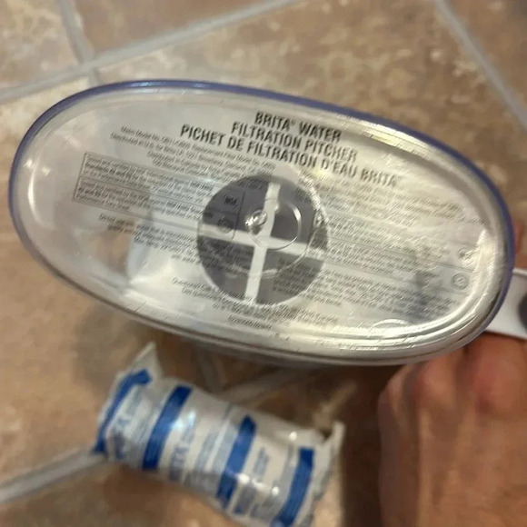 (SALE!!) BRITA WATER FILTER SYSTEM Pitcher OB11 & 1 NWT BRITA FILTER - Picture 6 of 8